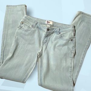 SO Low Rise Jeans Sz 7 average Straight mid